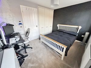Bedroom- click for photo gallery